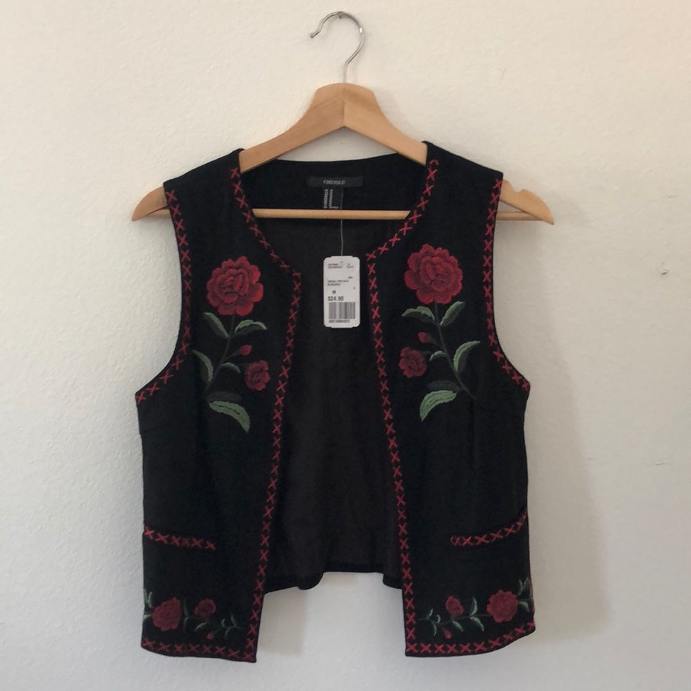 New Black Vest Embroidered with Red Flowers